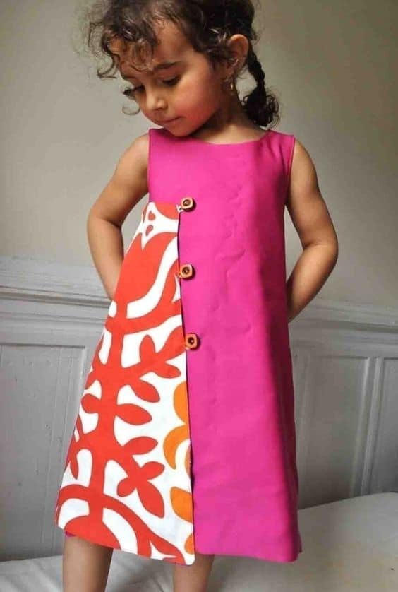 Contrasting dress Perfect examples of how to embellish Kids clothing